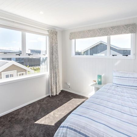 Blue Bungalow Martinborough Extérieur photo