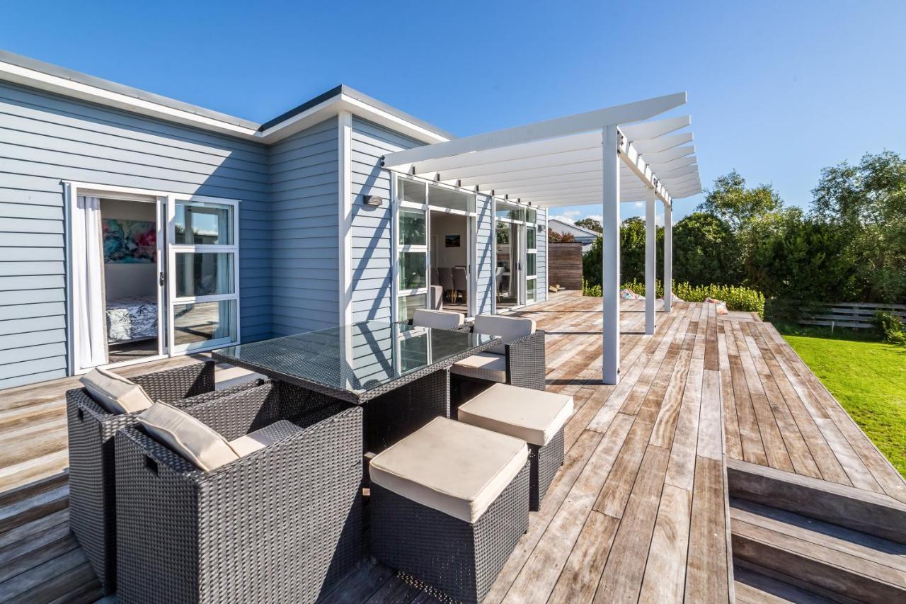 Blue Bungalow Martinborough Extérieur photo