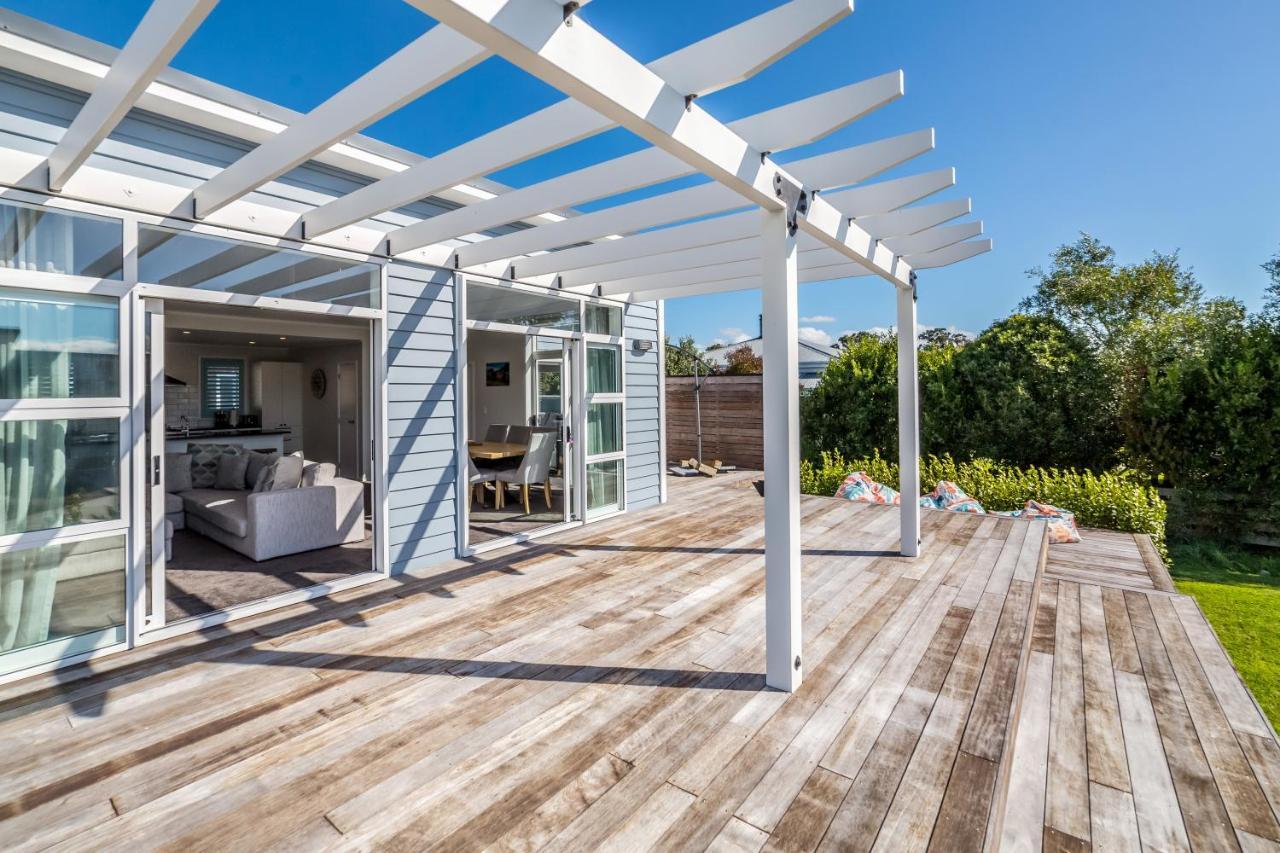Blue Bungalow Martinborough Extérieur photo